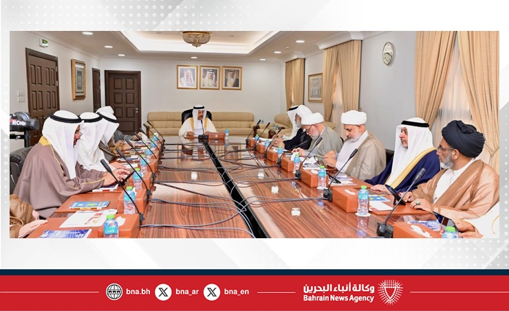 المجلس الأعلى للشؤون الإسلامية يهنئ بالأعياد الوطنية وبنجاح قمة البحرين